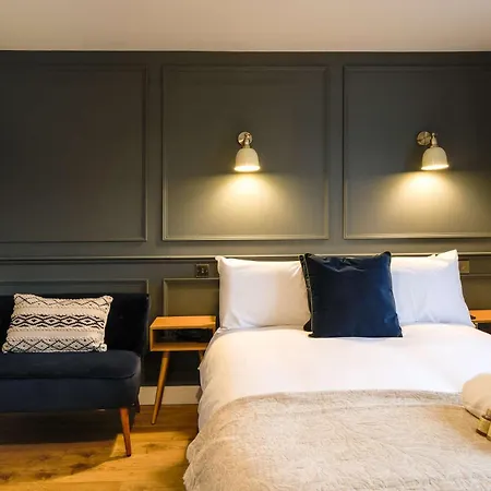 The Willow - 25 Apartment