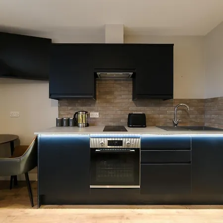 The Willow - 25 Apartment Bristol